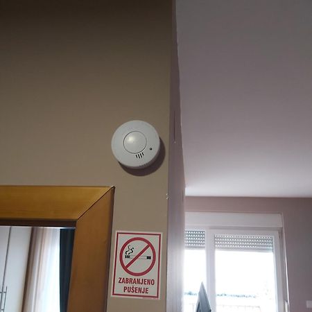 Apartman *Joy* Osijek Ngoại thất bức ảnh