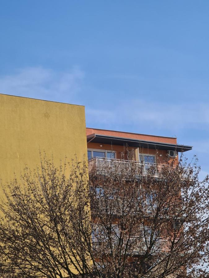 Apartman *Joy* Osijek Ngoại thất bức ảnh